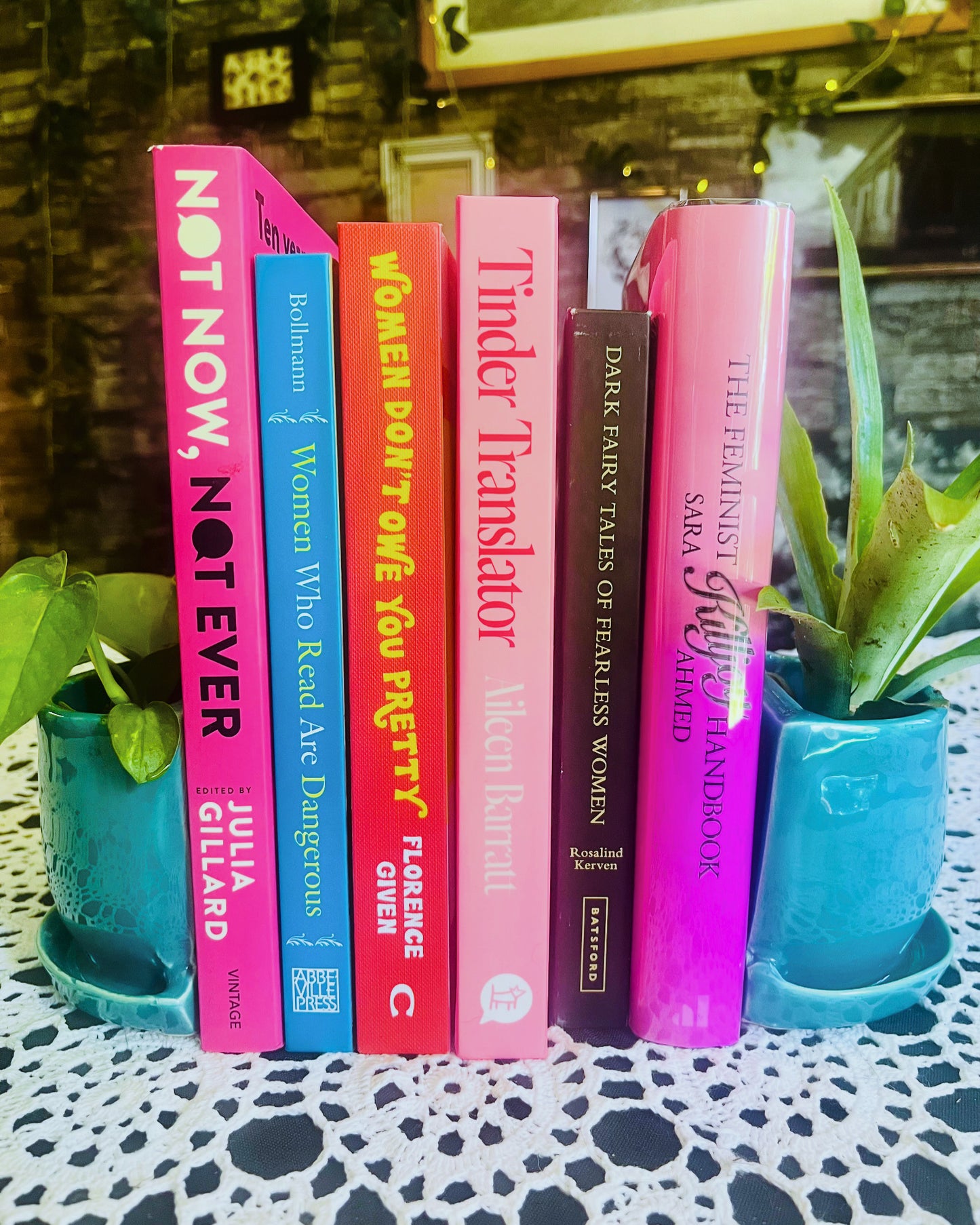 Planter Bookend